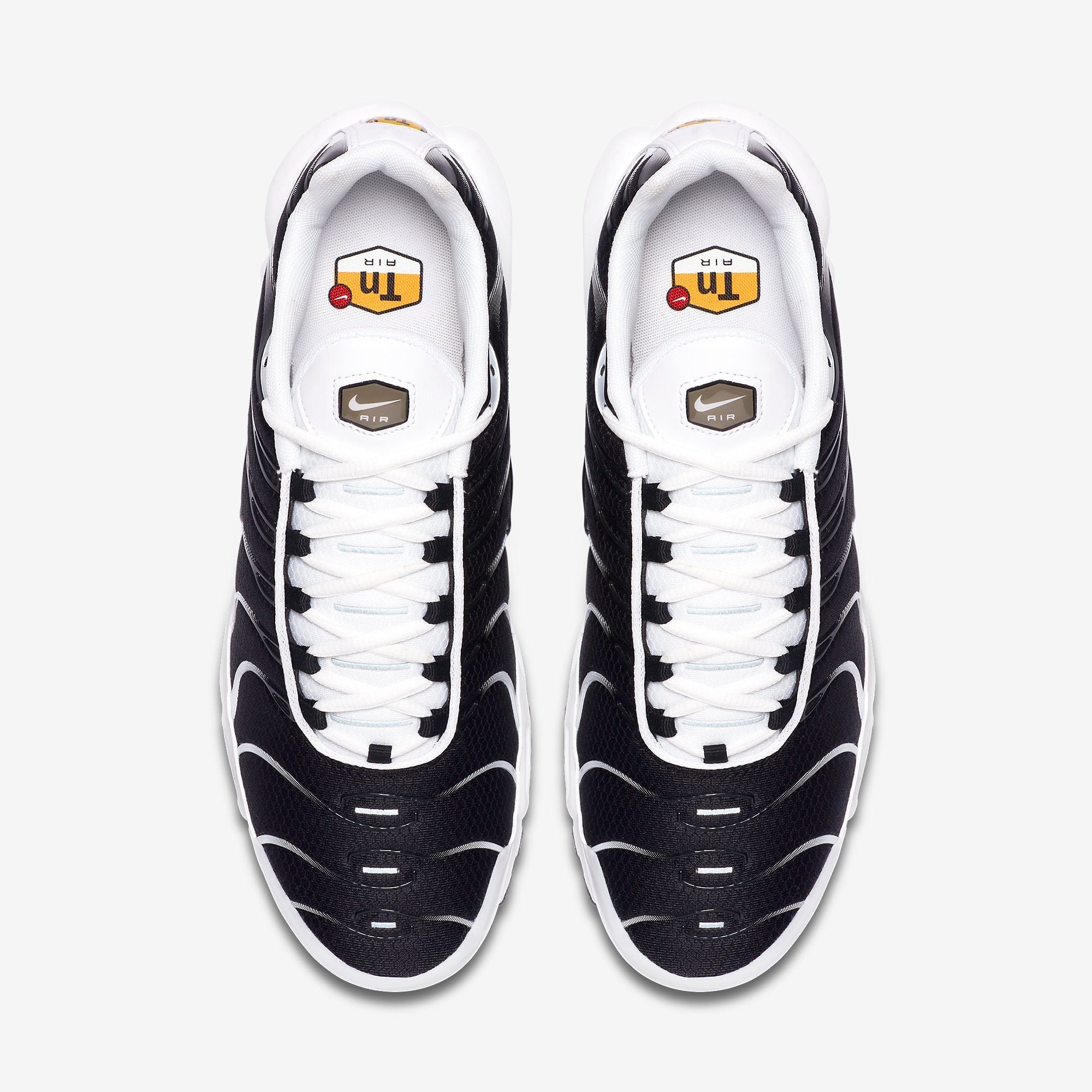 Nike Air Max Plus White Black Metallic Pewter