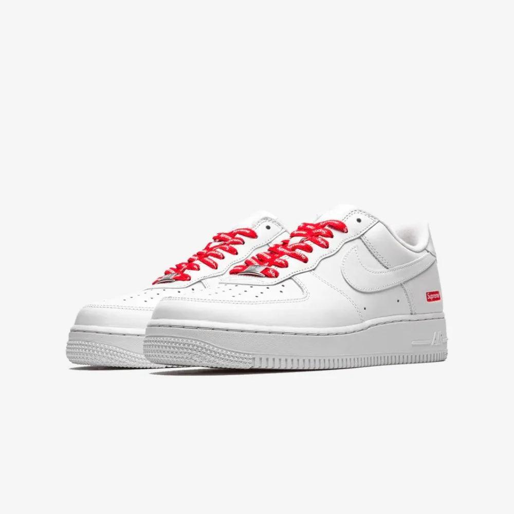 NIKE AIR FORCE 1 x Supreme Air Force 1 White