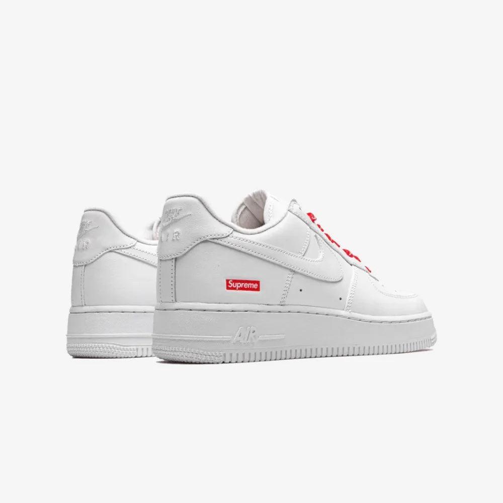 NIKE AIR FORCE 1 x Supreme Air Force 1 White